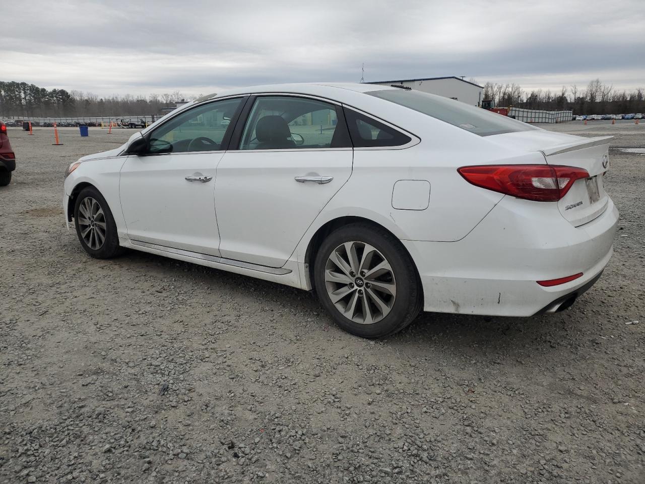 2016 Hyundai Sonata - Image 2