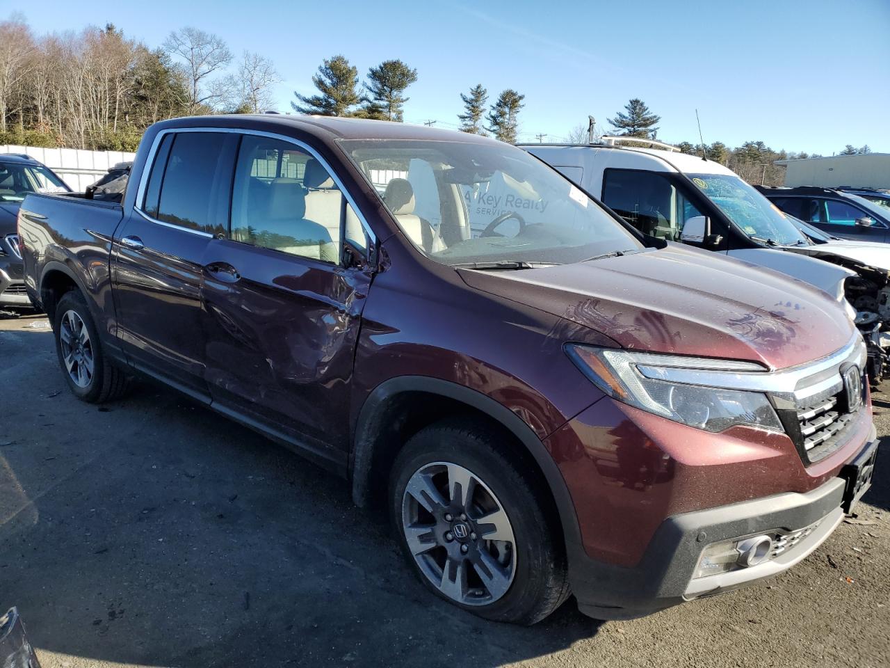 2019 Honda Ridgeline - Image 4