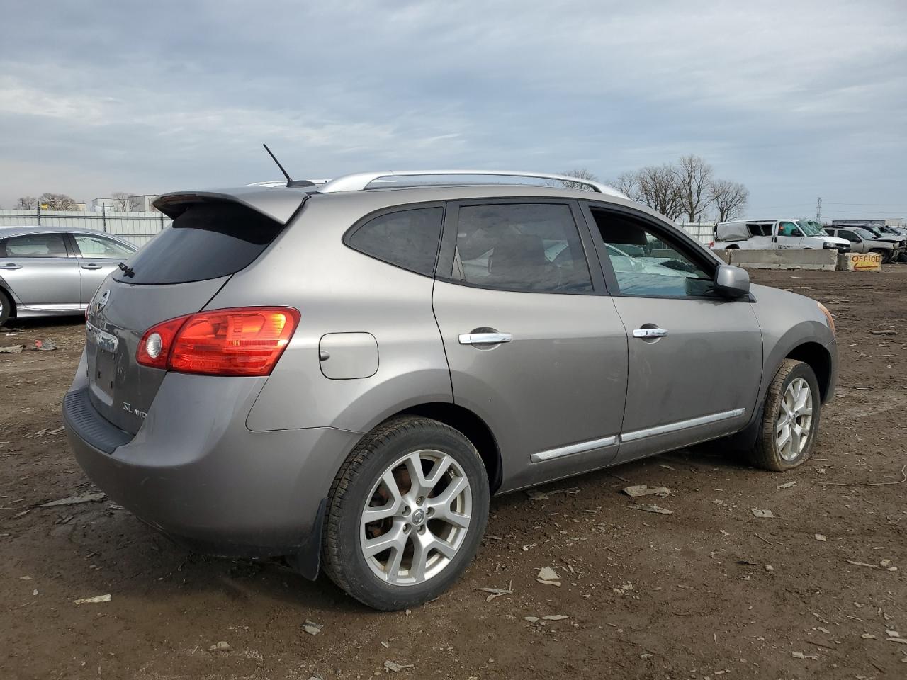 2012 Nissan Rogue - Image 3