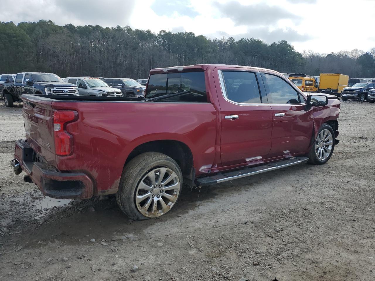 2019 Chevrolet Silverado - Image 3