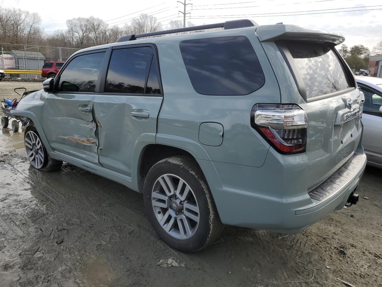 2022 Toyota 4Runner - Image 2