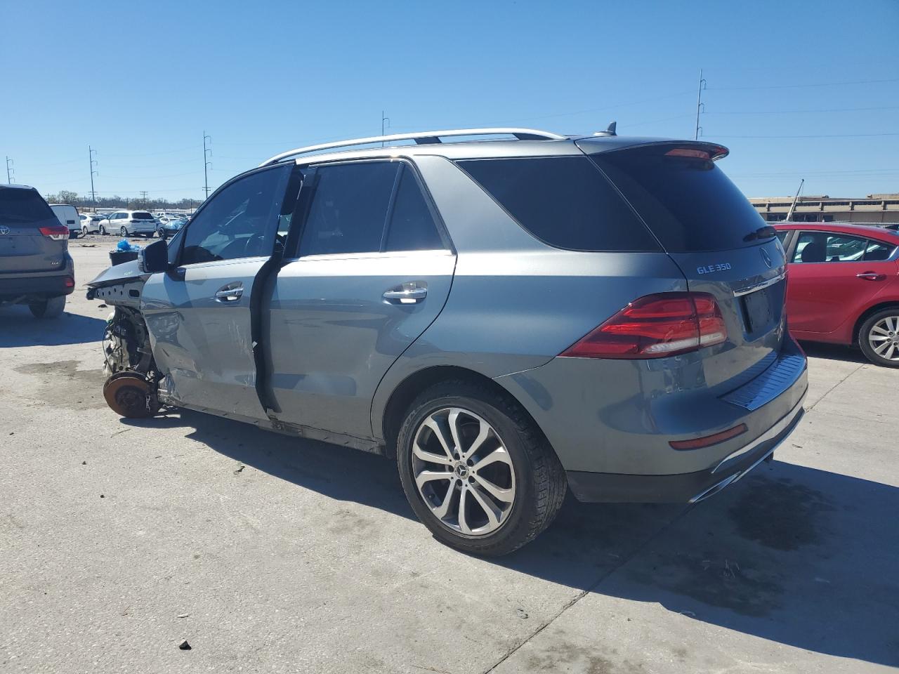 2018 Mercedes-Benz GLE - Image 2