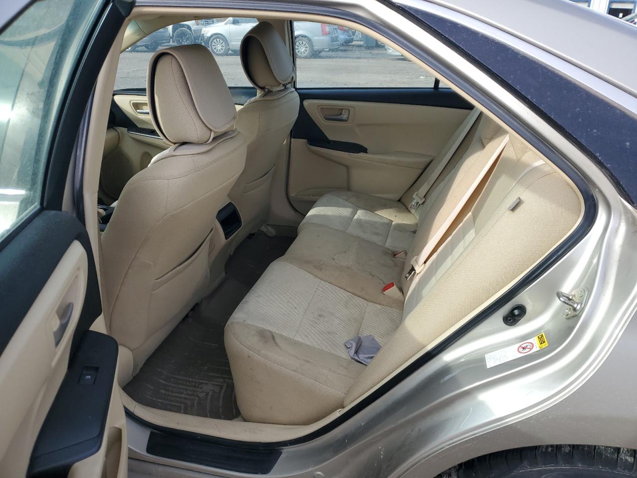 2015 Toyota Camry - Image 10