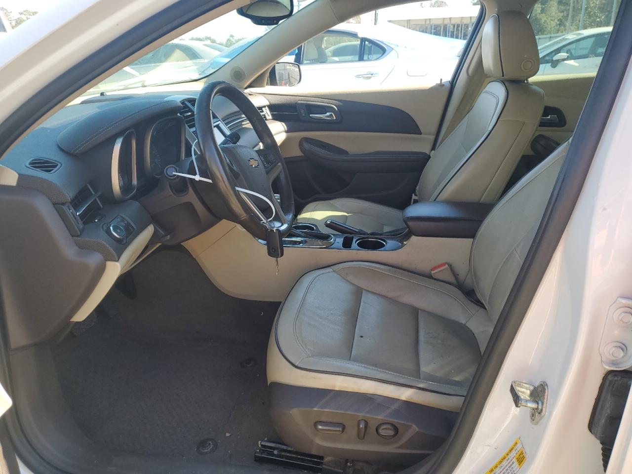 2016 Chevrolet Malibu - Image 7