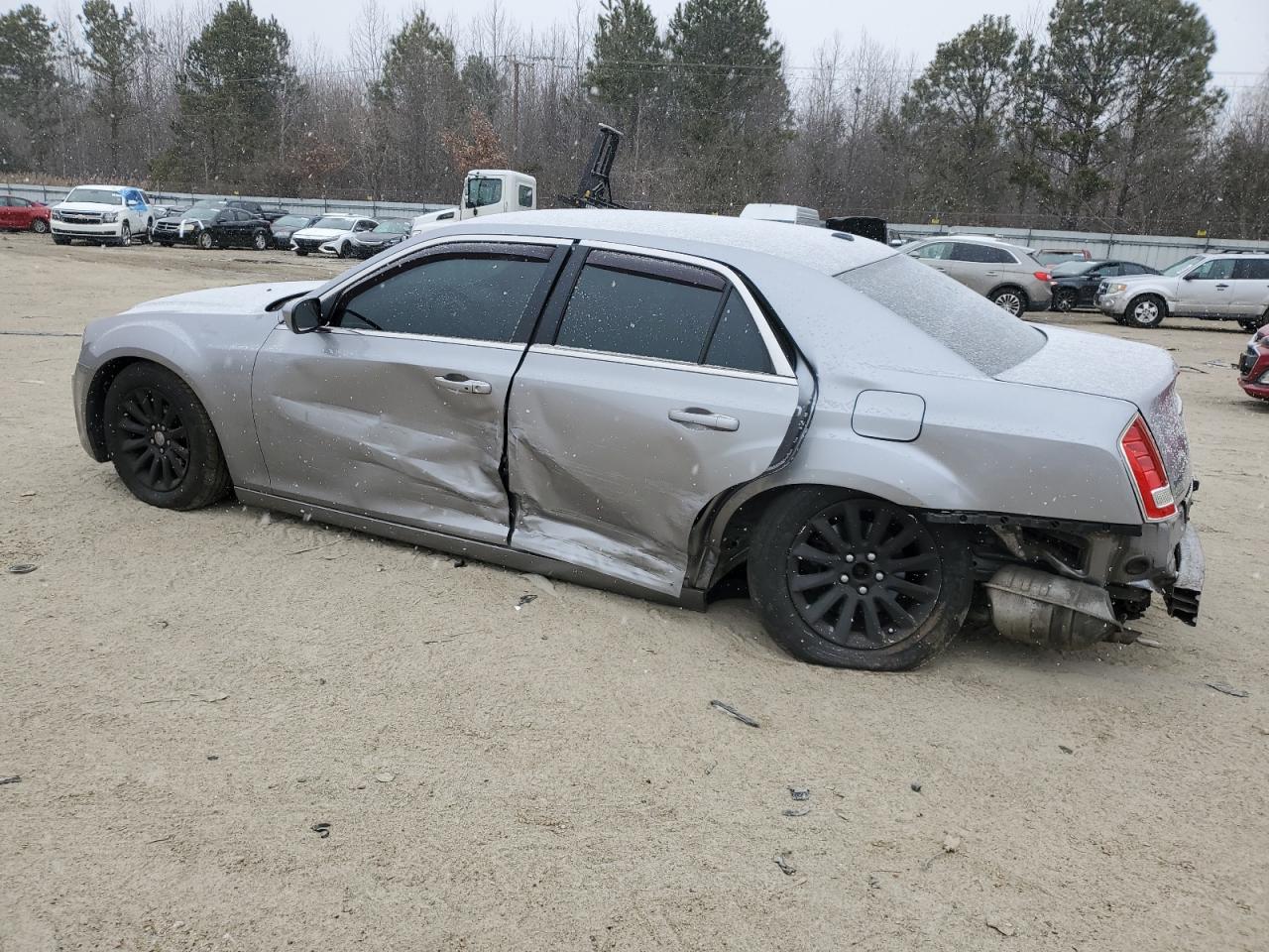 2014 Chrysler 300 - Image 2
