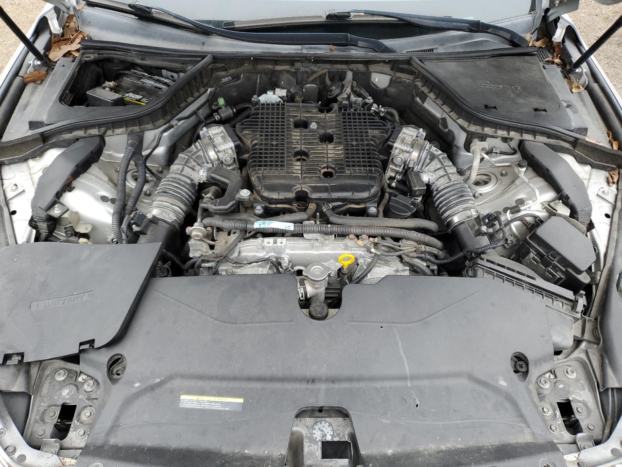2015 Infiniti Q50 - Image 11