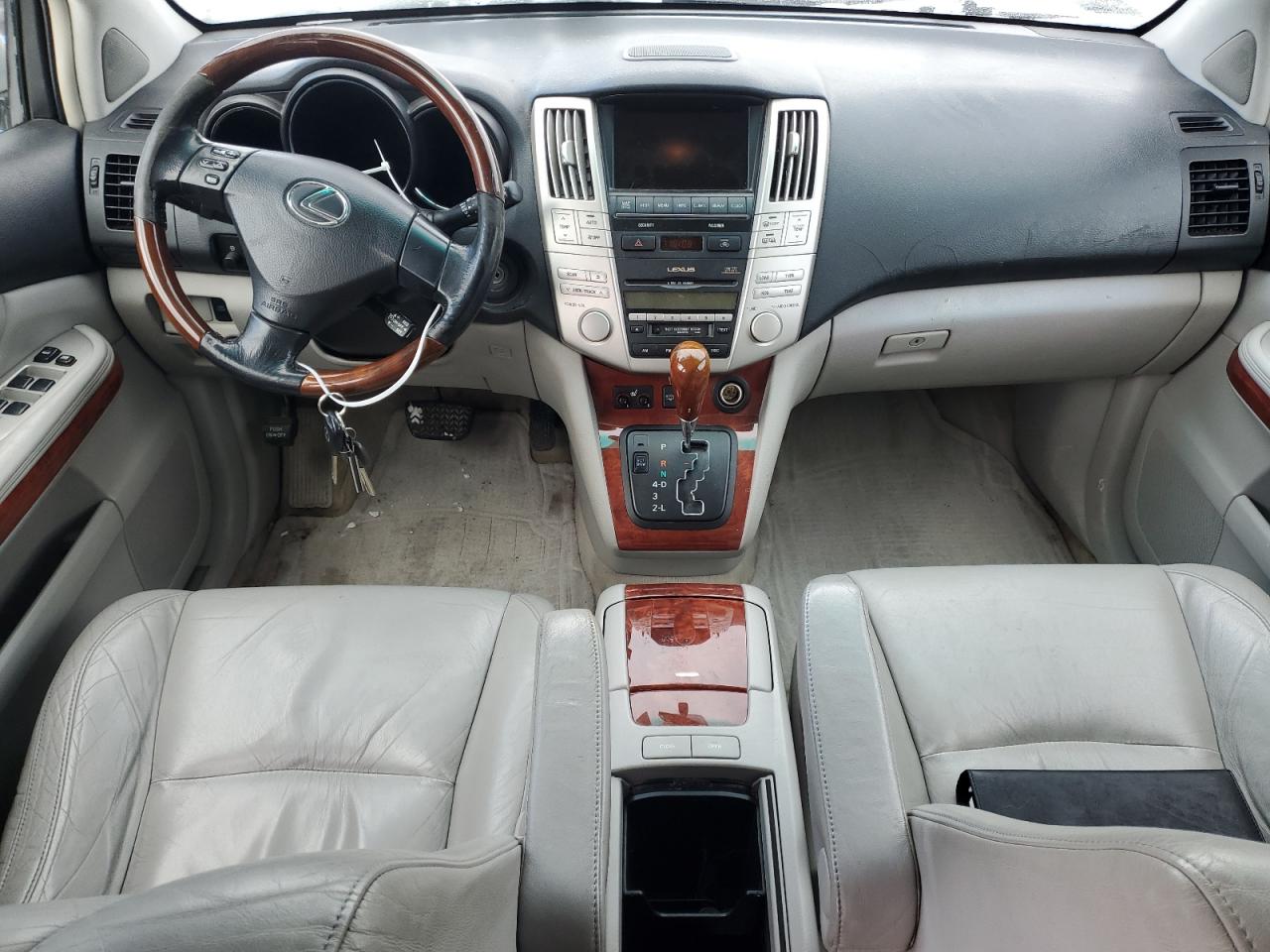 2004 Lexus RX - Image 8