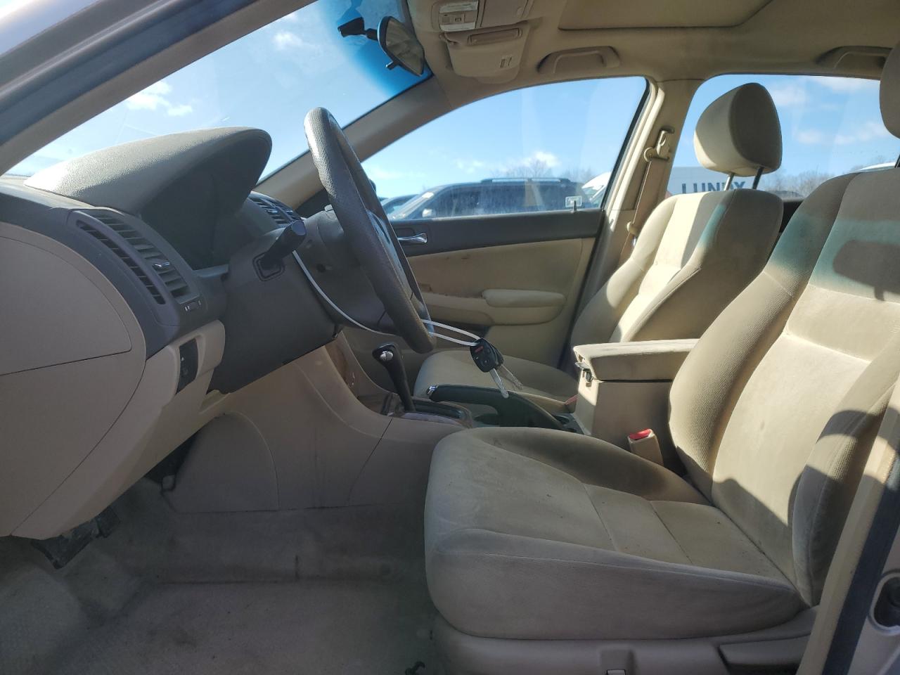 2004 Honda Accord - Image 7
