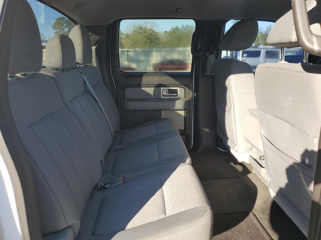 2011 Ford F-150 - Image 10
