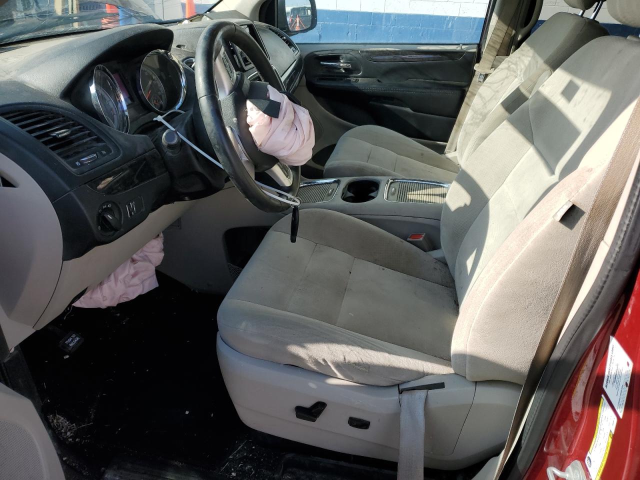2015 Dodge Caravan - Image 7