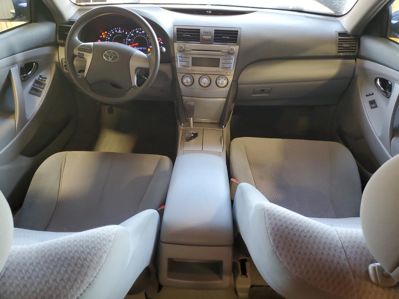 2011 Toyota Camry - Image 8
