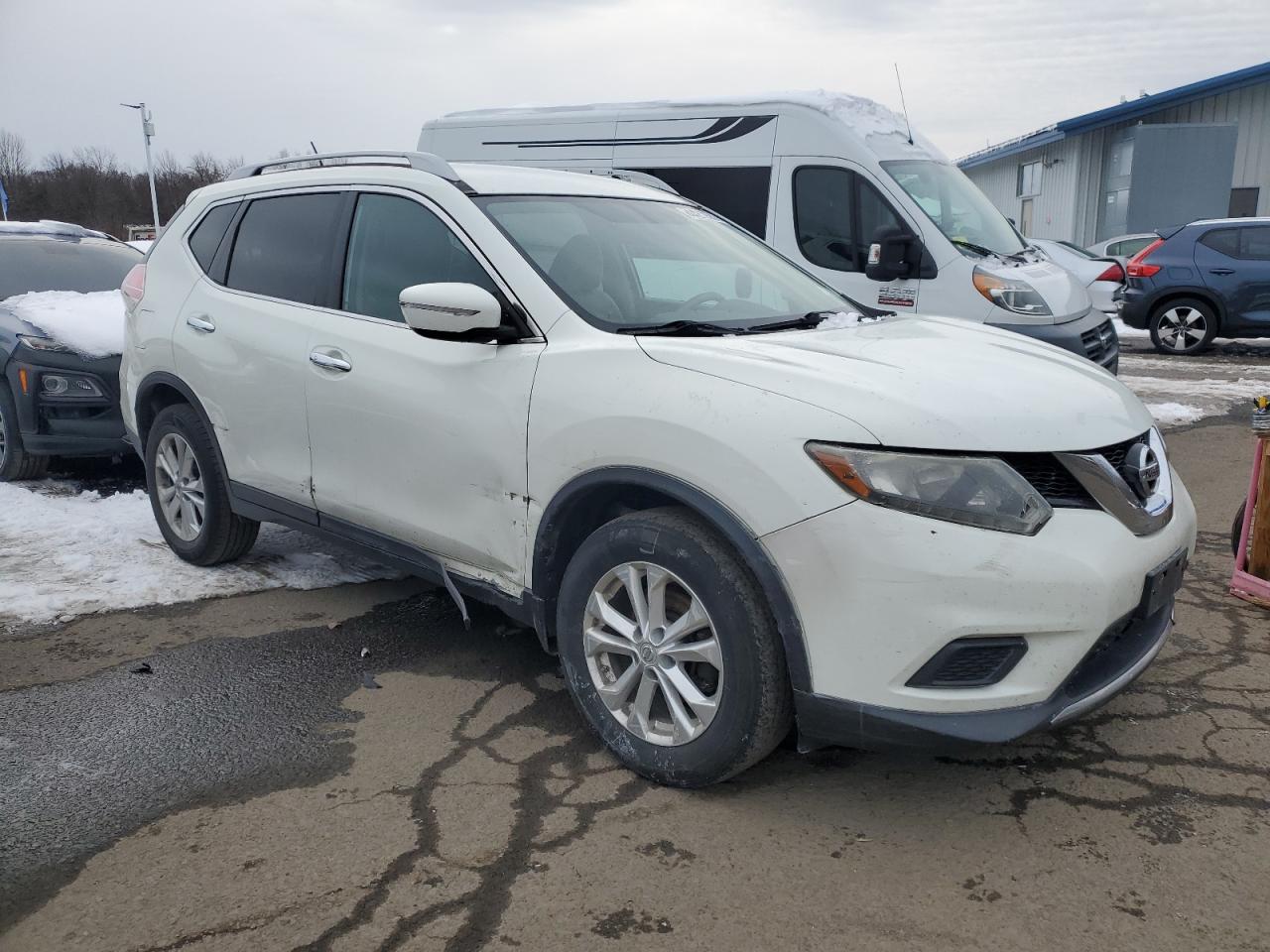 2015 Nissan Rogue - Image 4