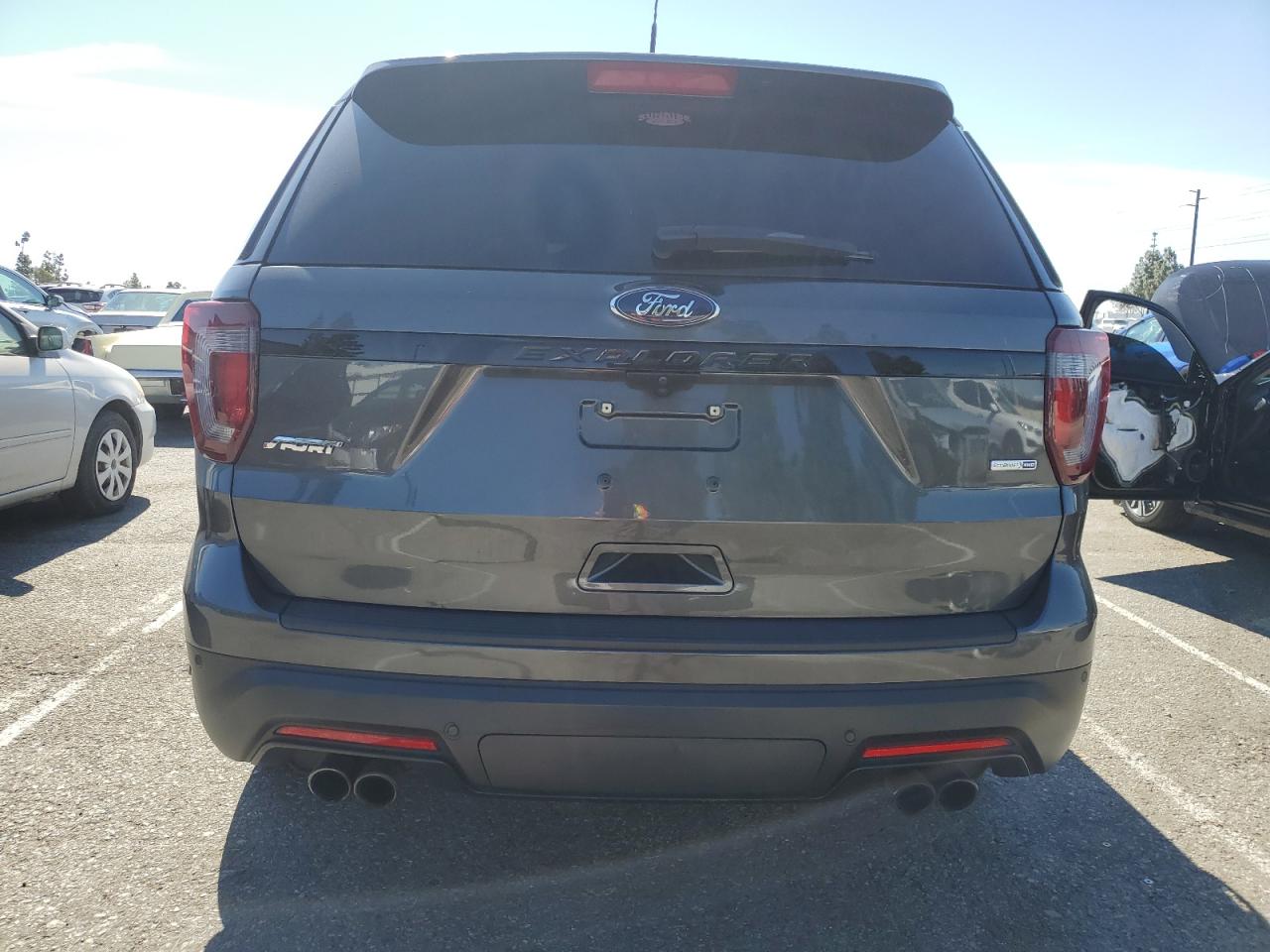 2019 Ford Explorer - Image 6