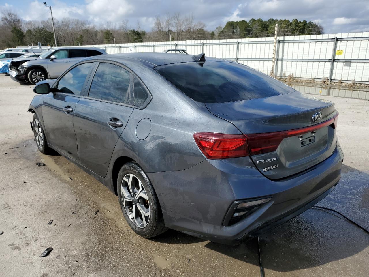 2021 Kia Forte - Image 2