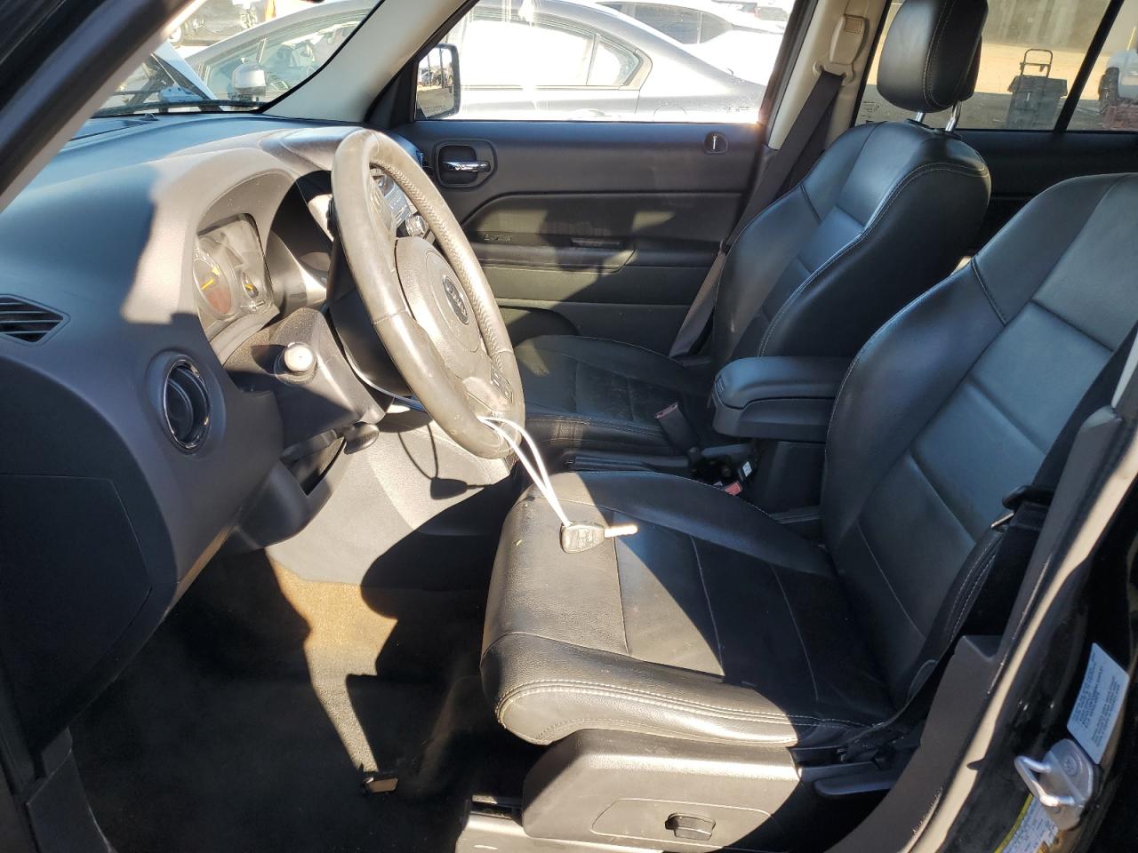 2016 Jeep Liberty (Patriot) - Image 7