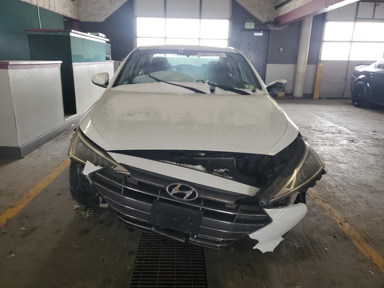 2019 Hyundai Elantra - Image 5