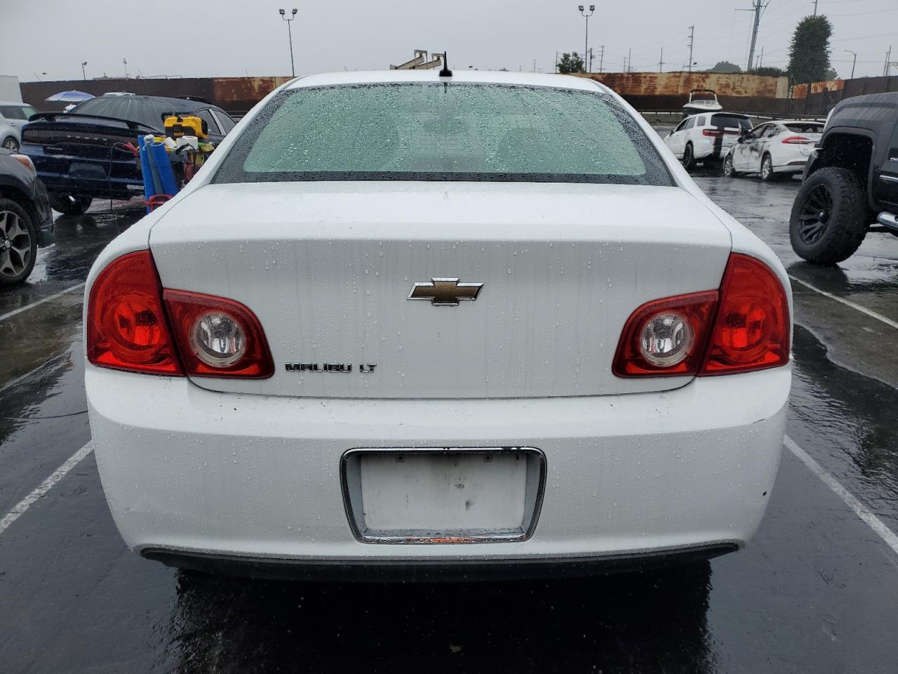2011 Chevrolet Malibu - Image 6