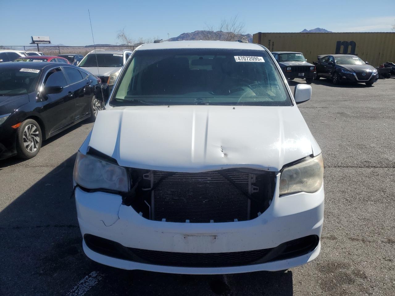 2014 Dodge Caravan - Image 5