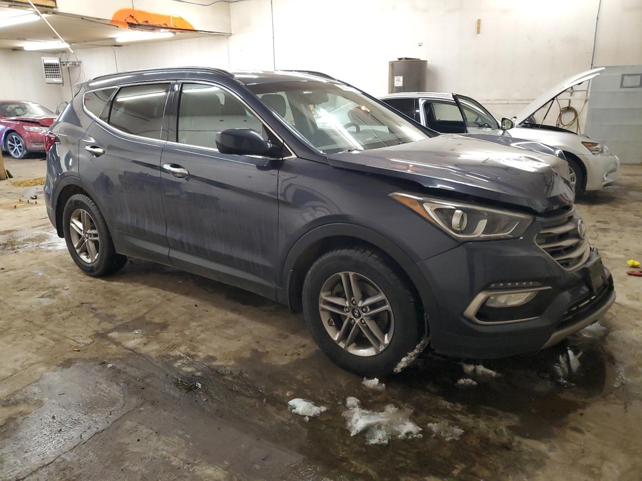 2017 Hyundai Santa Fe - Image 4