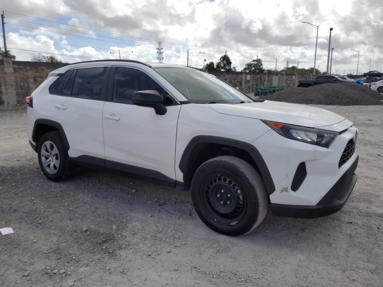 2020 Toyota RAV 4 - Image 4