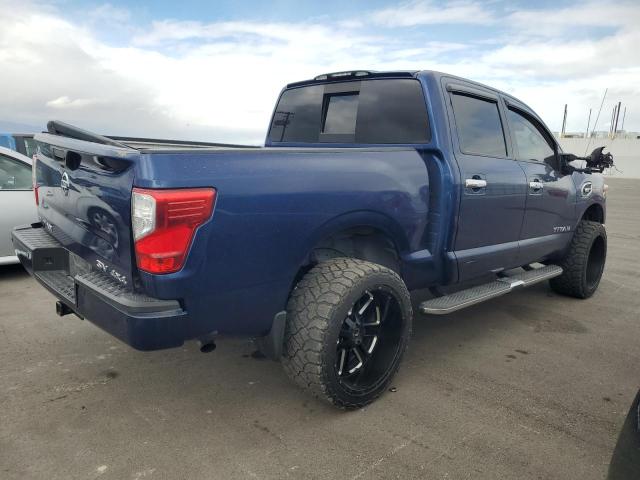  NISSAN TITAN 2017 Синий