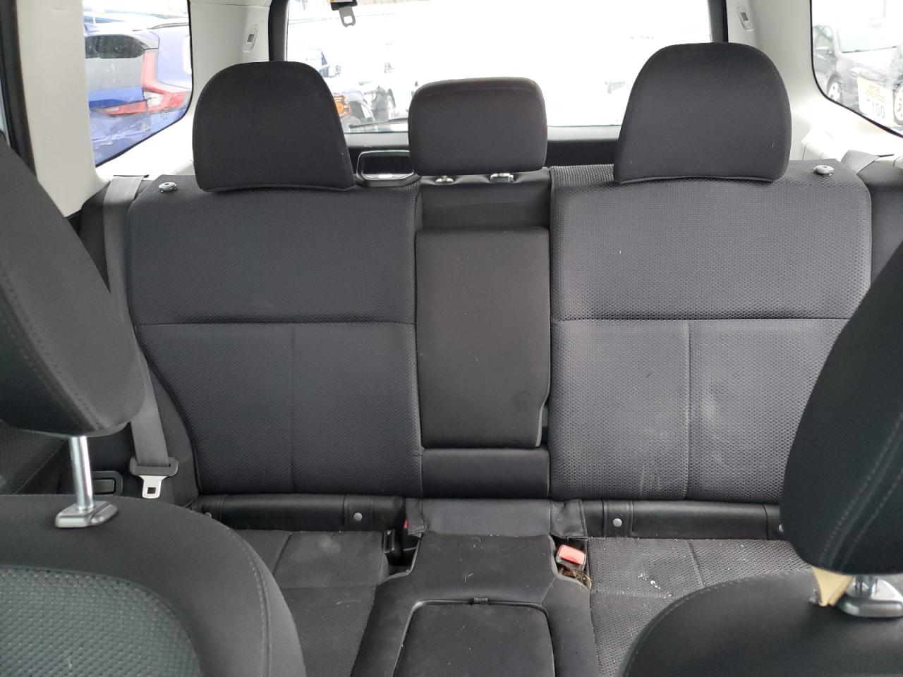 2013 Subaru Forester - Image 10