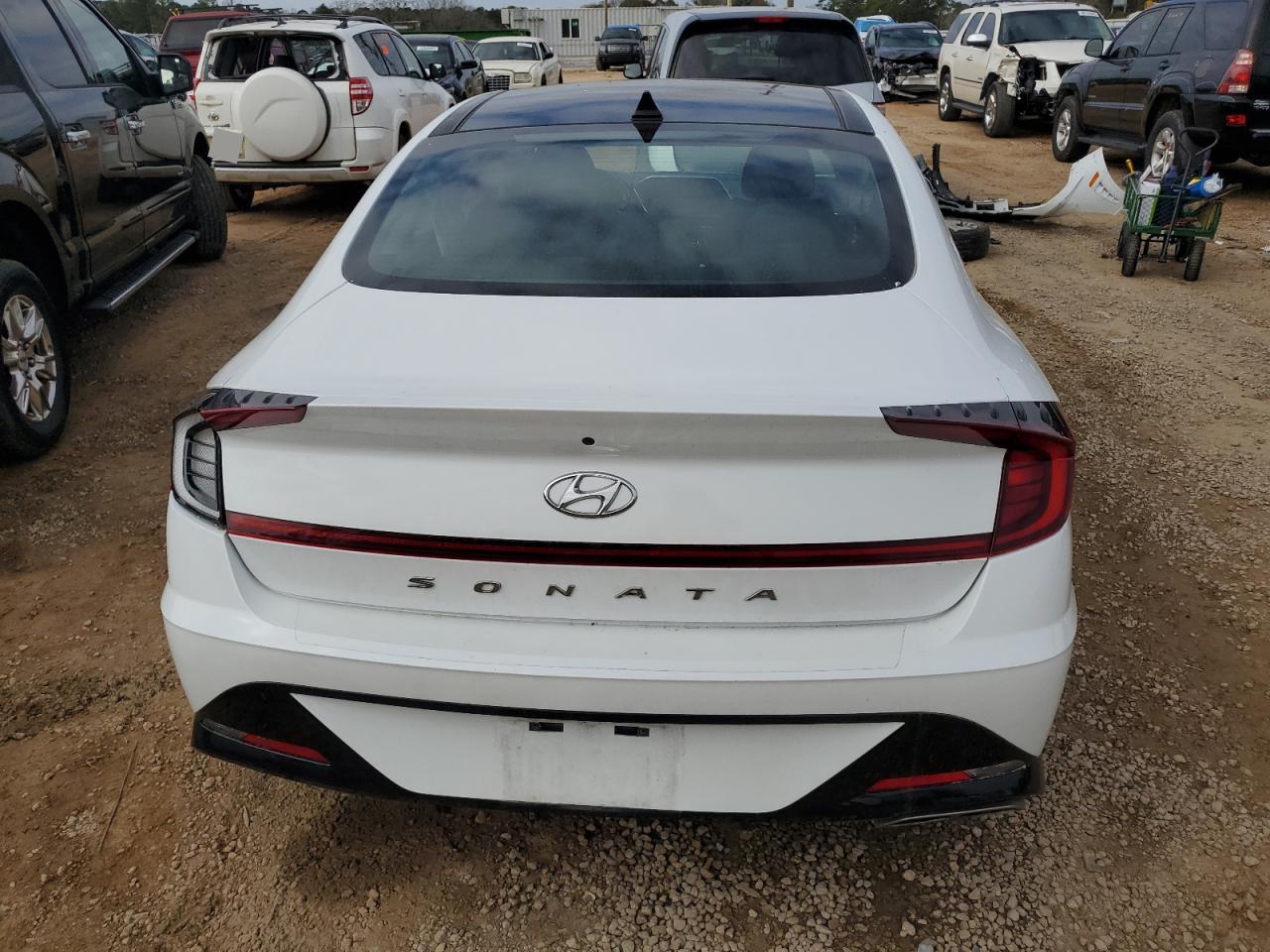 2021 Hyundai Sonata - Image 6