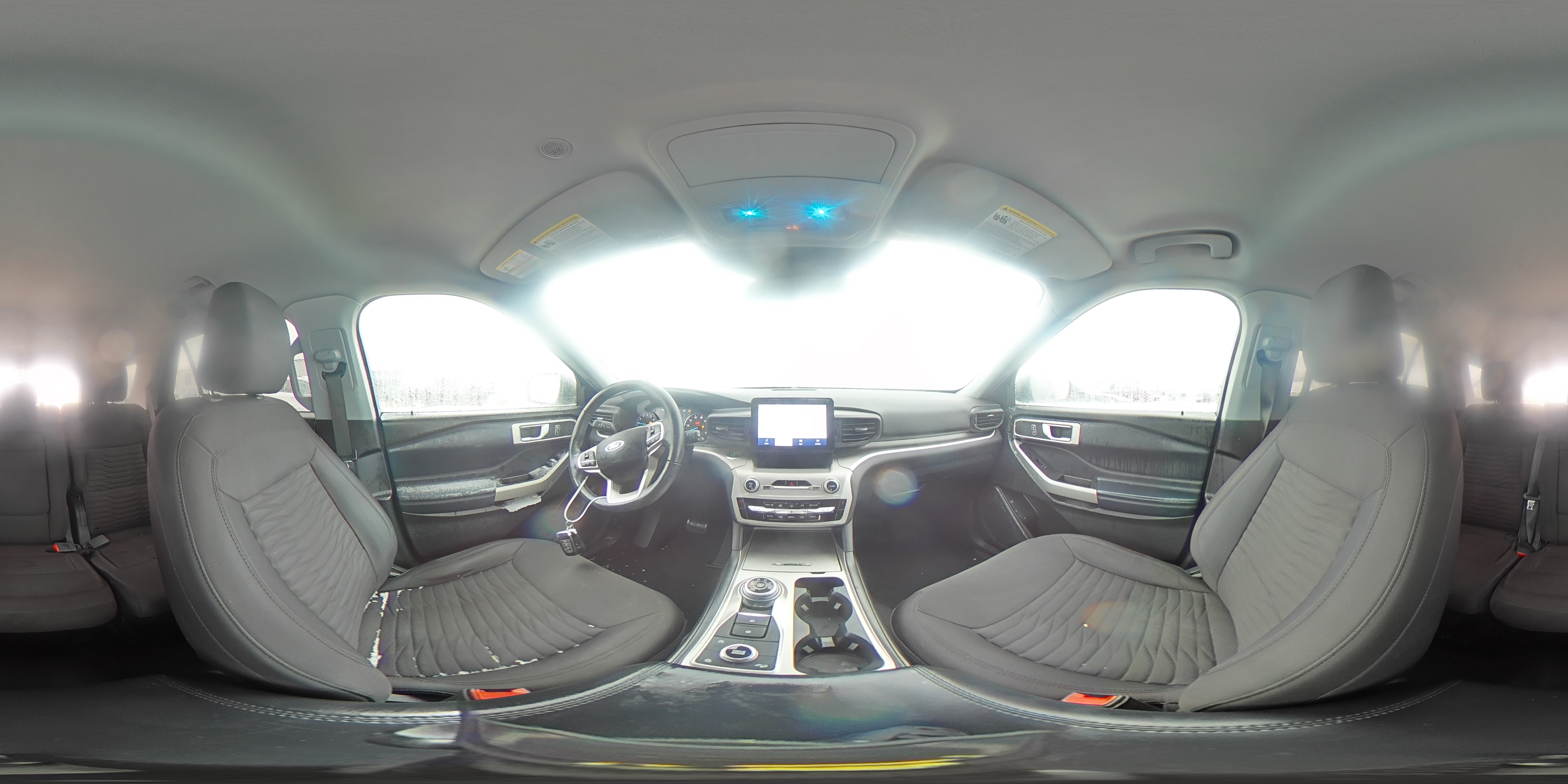 2021 Ford Explorer - Image 16