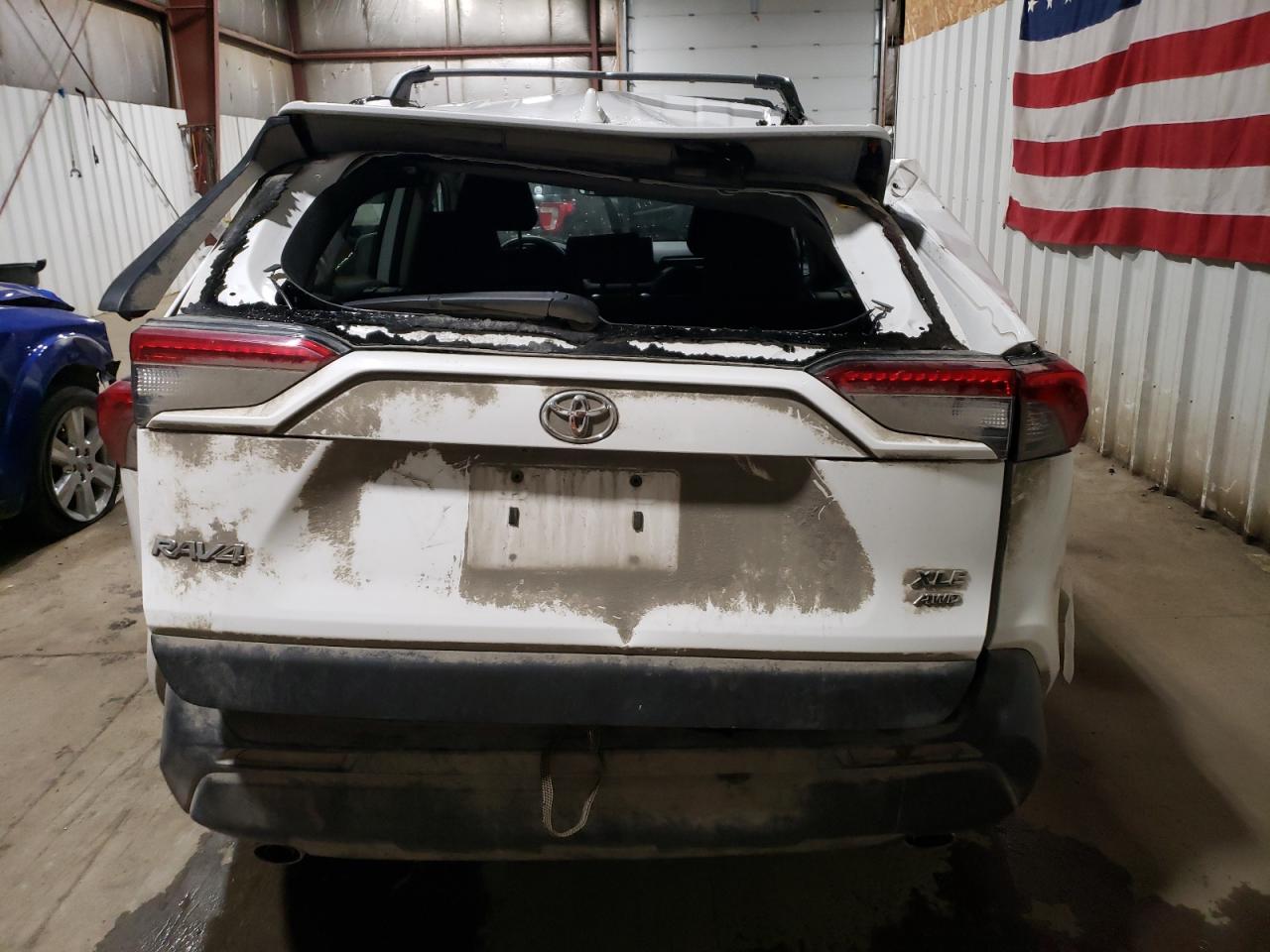 2022 Toyota RAV 4 - Image 6