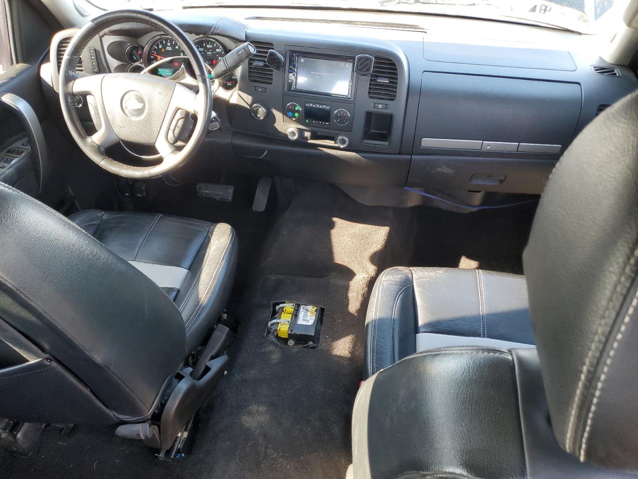 2012 Chevrolet Silverado - Image 8