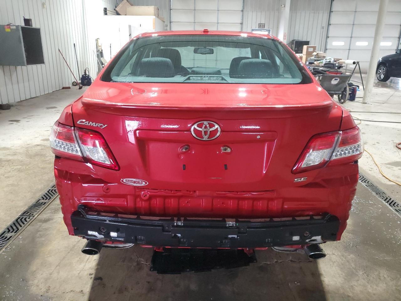2010 Toyota Camry - Image 6
