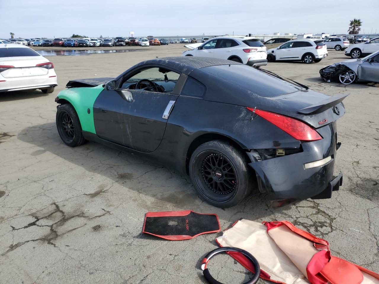 2006 Nissan 350Z - Image 2