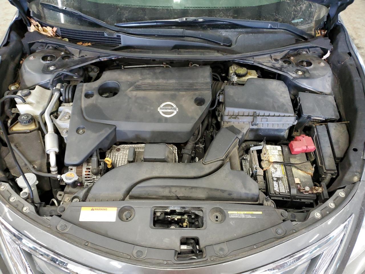 2015 Nissan Altima - Image 11