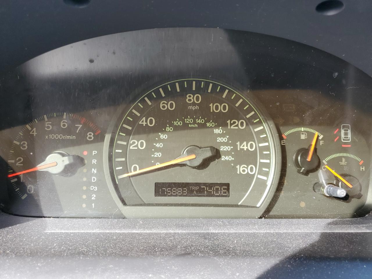 2004 Honda Accord - Image 9