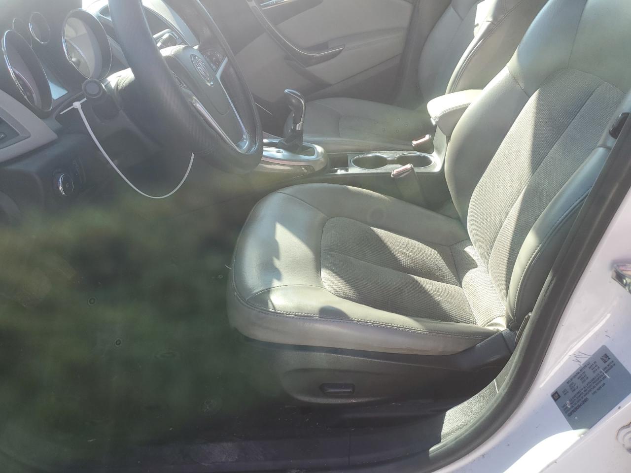 2014 Buick Verano - Image 7