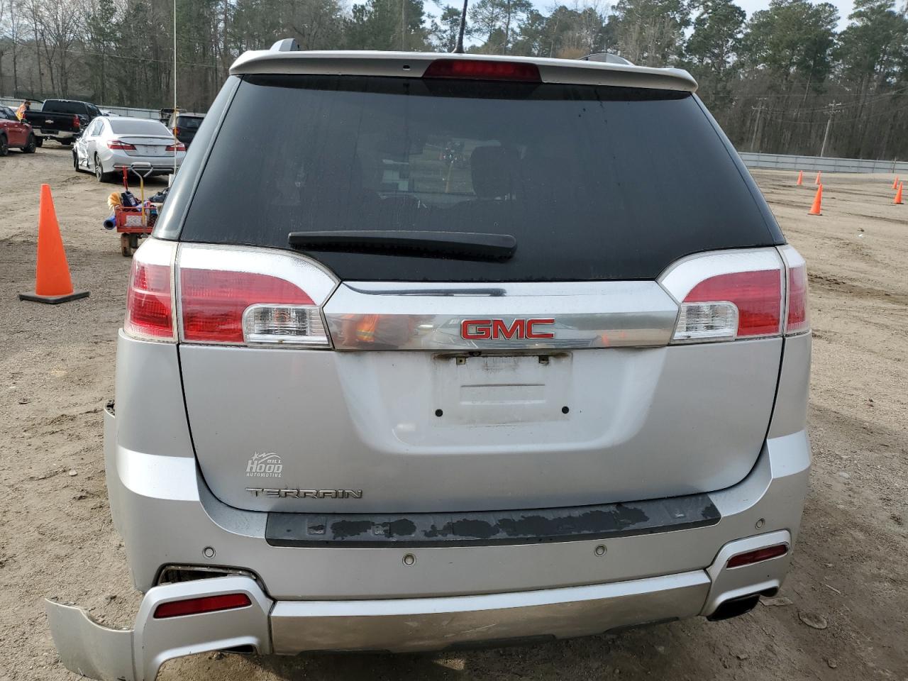 2014 GMC Terrain - Image 6