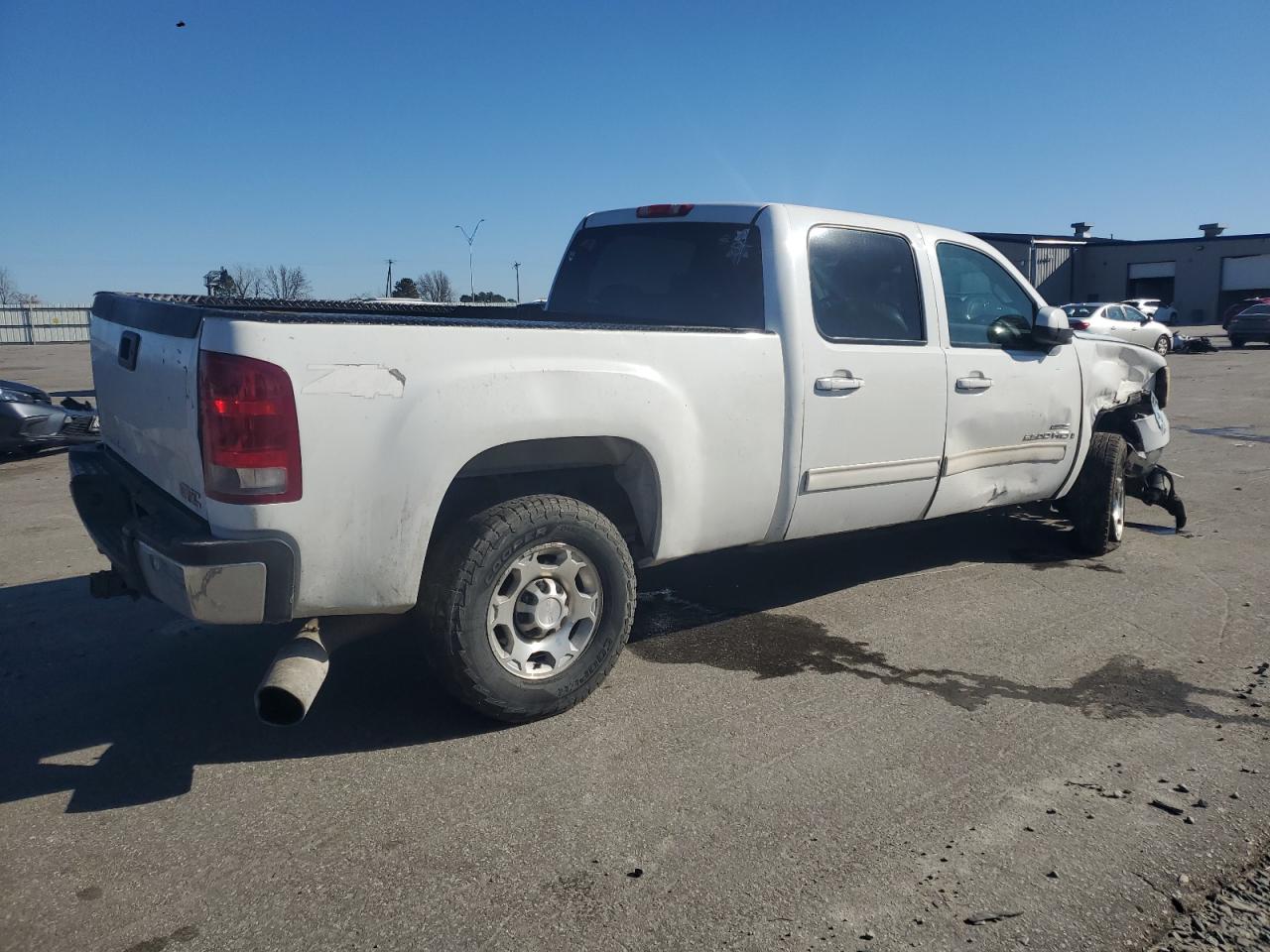2007 GMC Sierra - Image 3