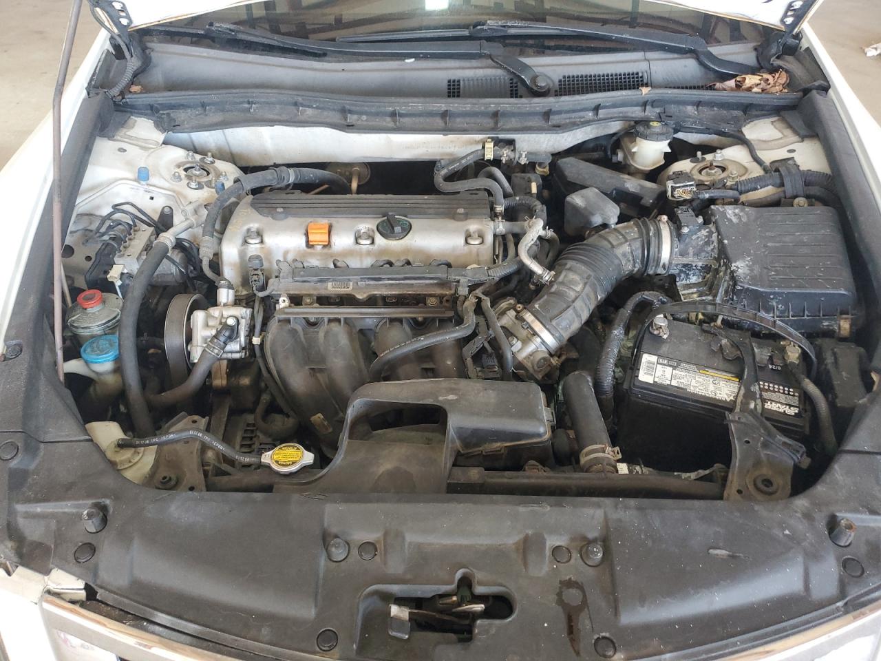 2009 Honda Accord - Image 11