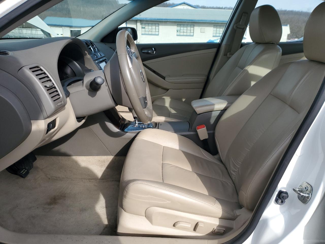 2012 Nissan Altima - Image 7