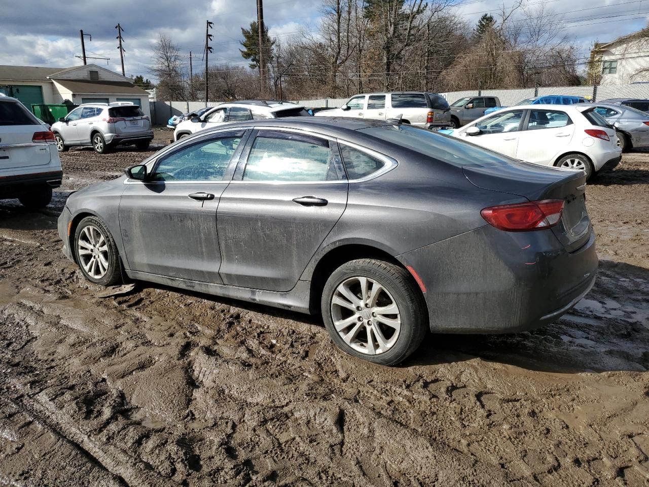 2016 Chrysler 200 - Image 2