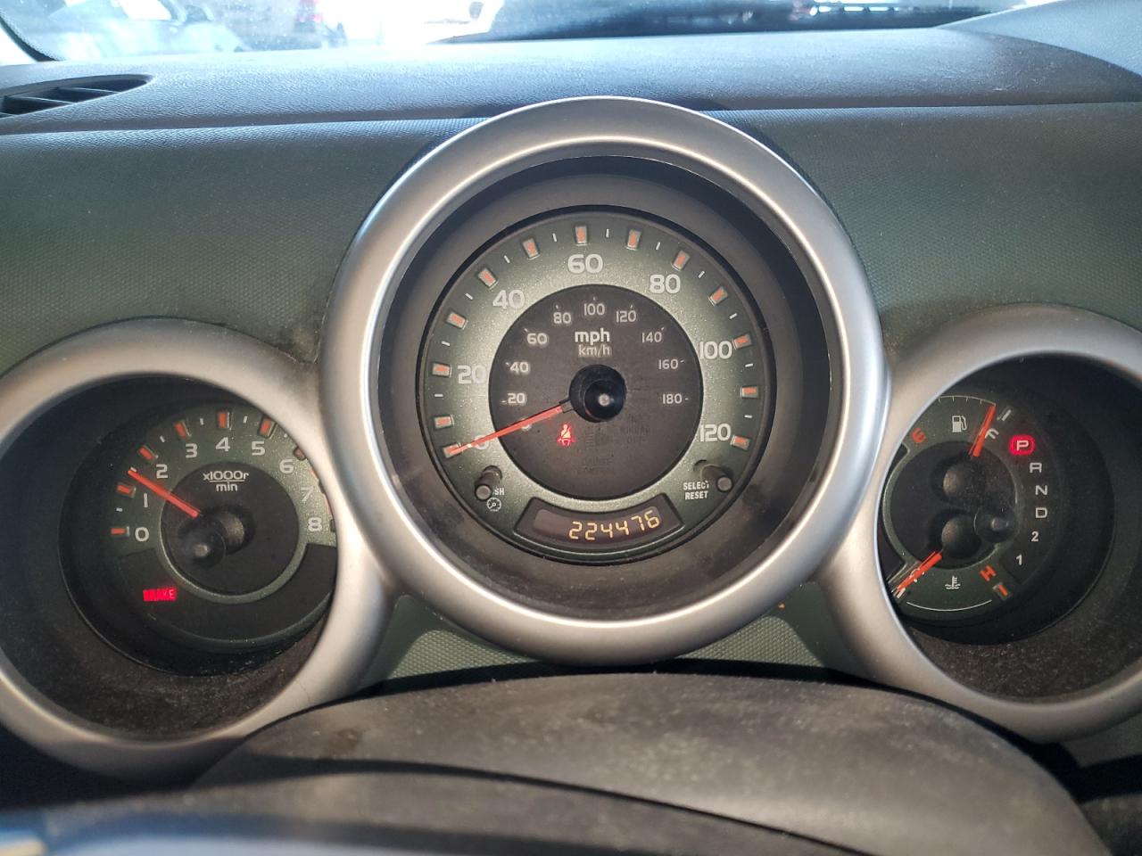 2005 Honda Element - Image 9