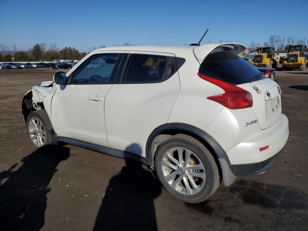 2013 Nissan Juke - Image 2