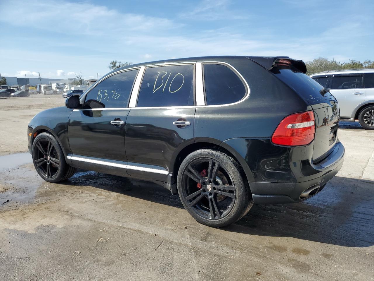 2008 Porsche Cayenne - Image 2
