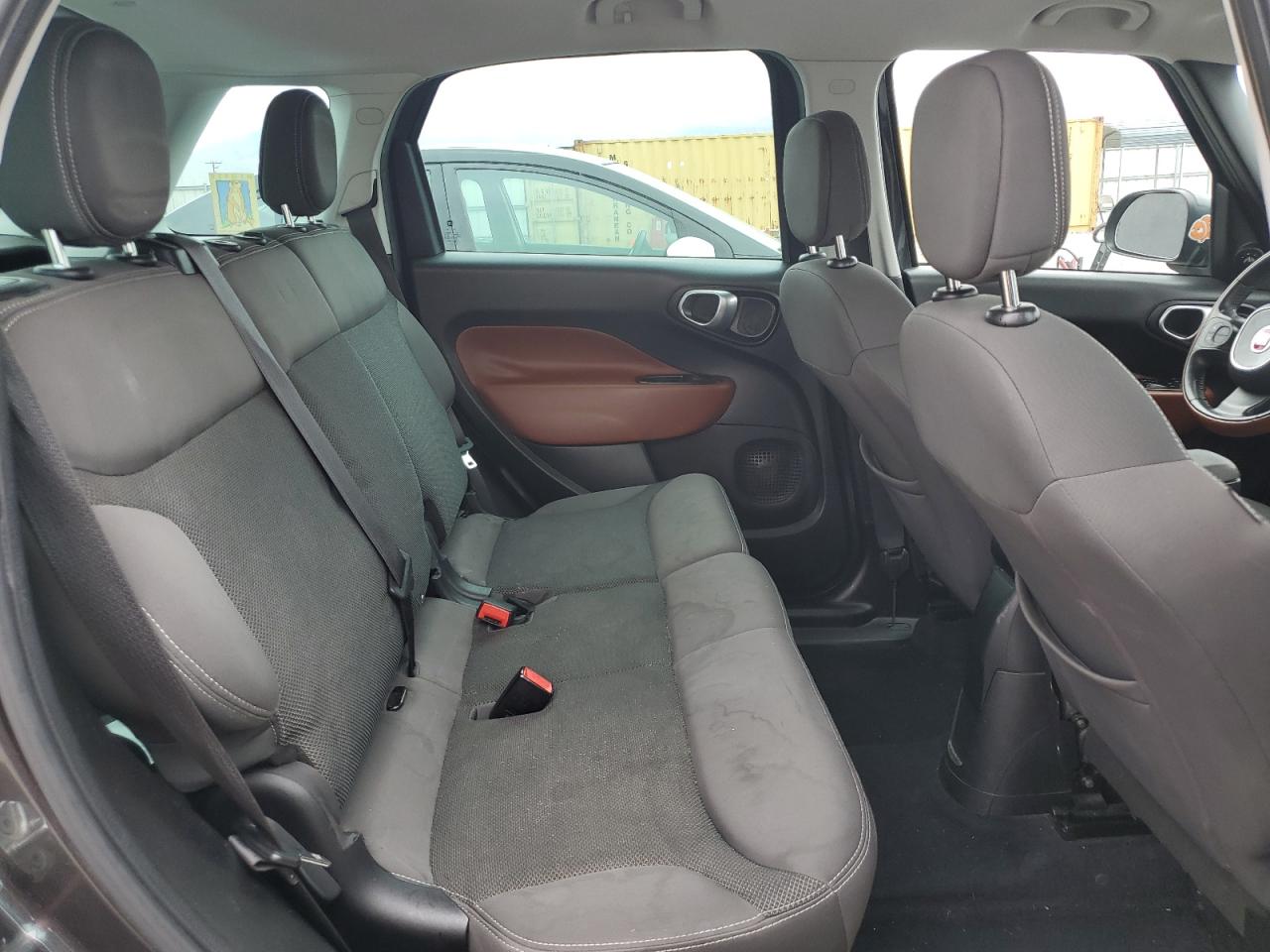 2015 Fiat 500 - Image 10