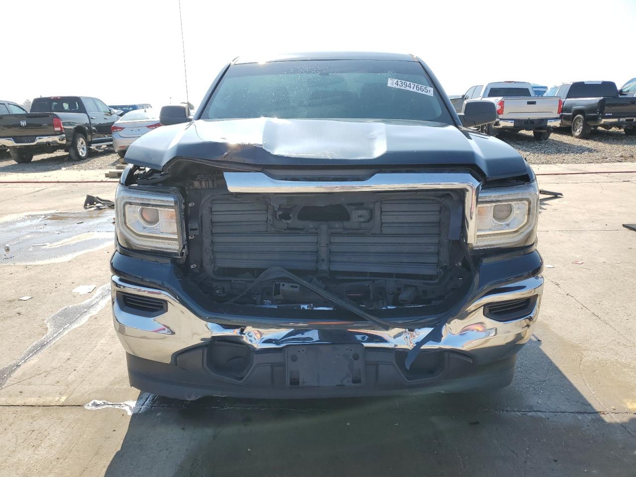 2018 GMC Sierra - Image 5