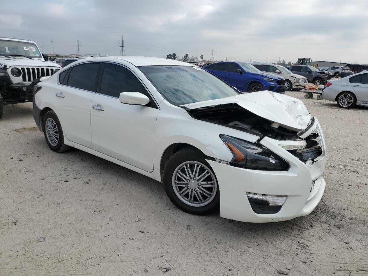 2014 Nissan Altima - Image 4