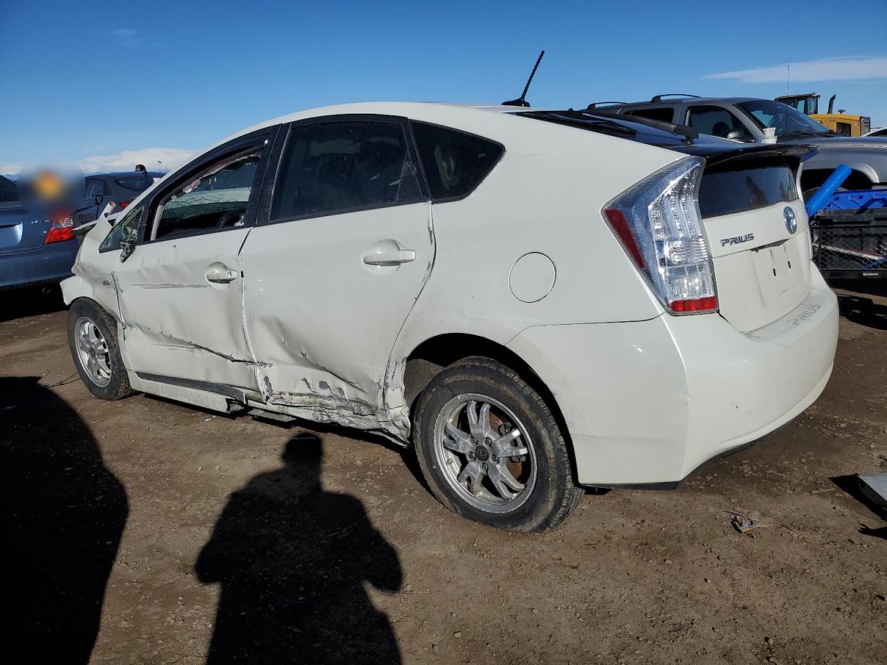 2011 Toyota Prius - Image 2