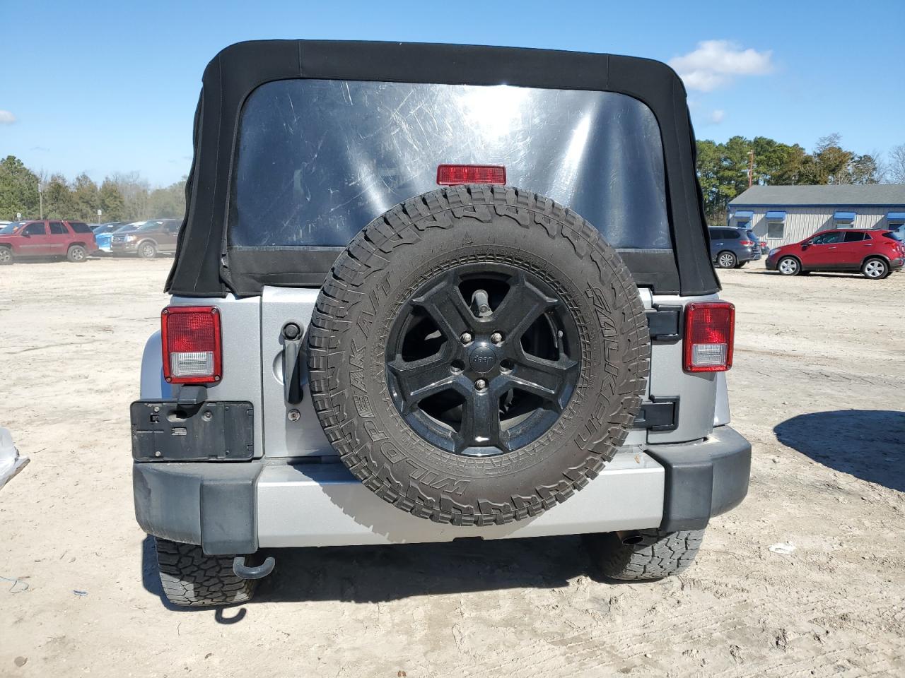 2015 Jeep Wrangler - Image 6
