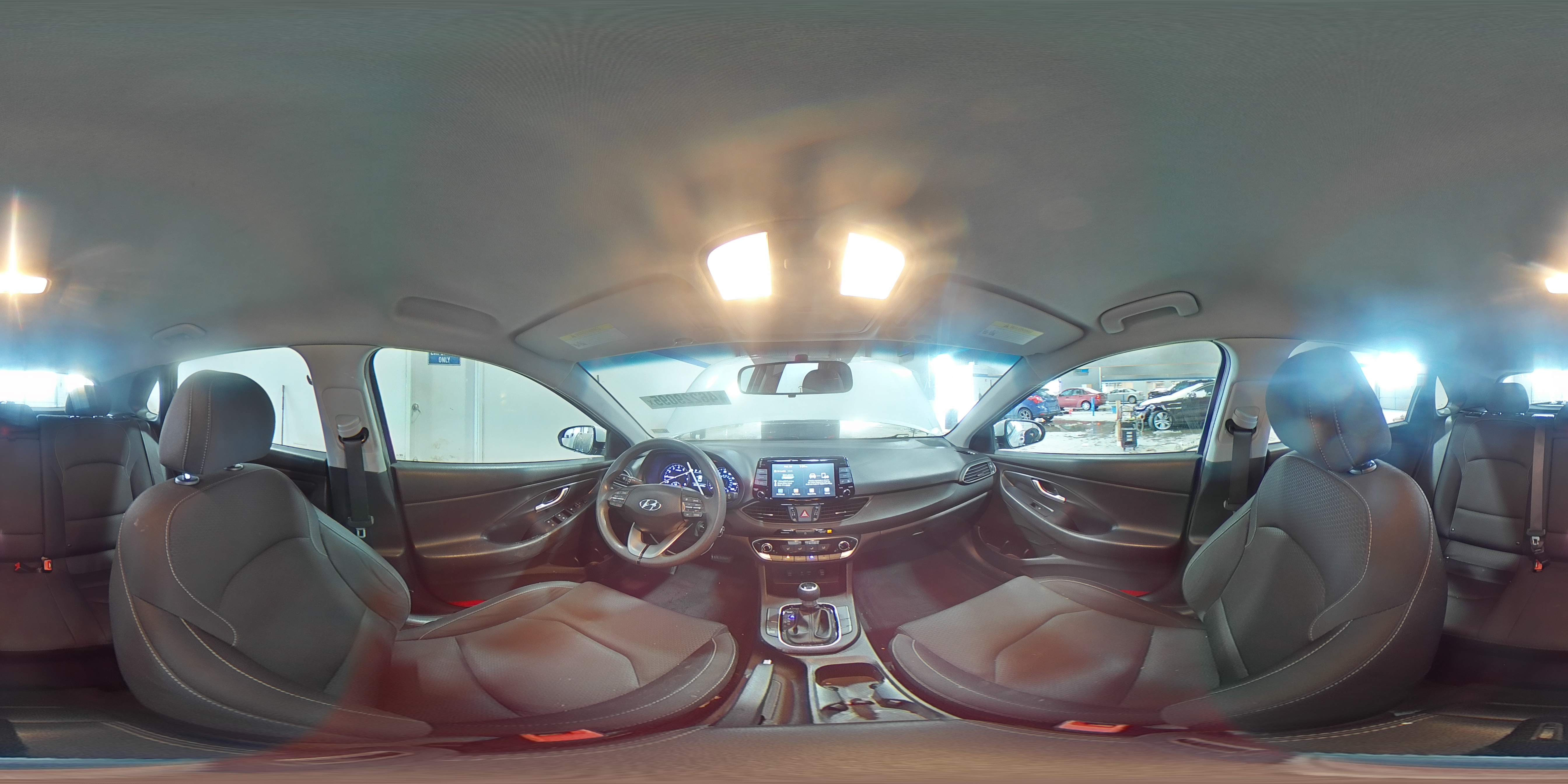 2018 Hyundai Elantra - Image 12