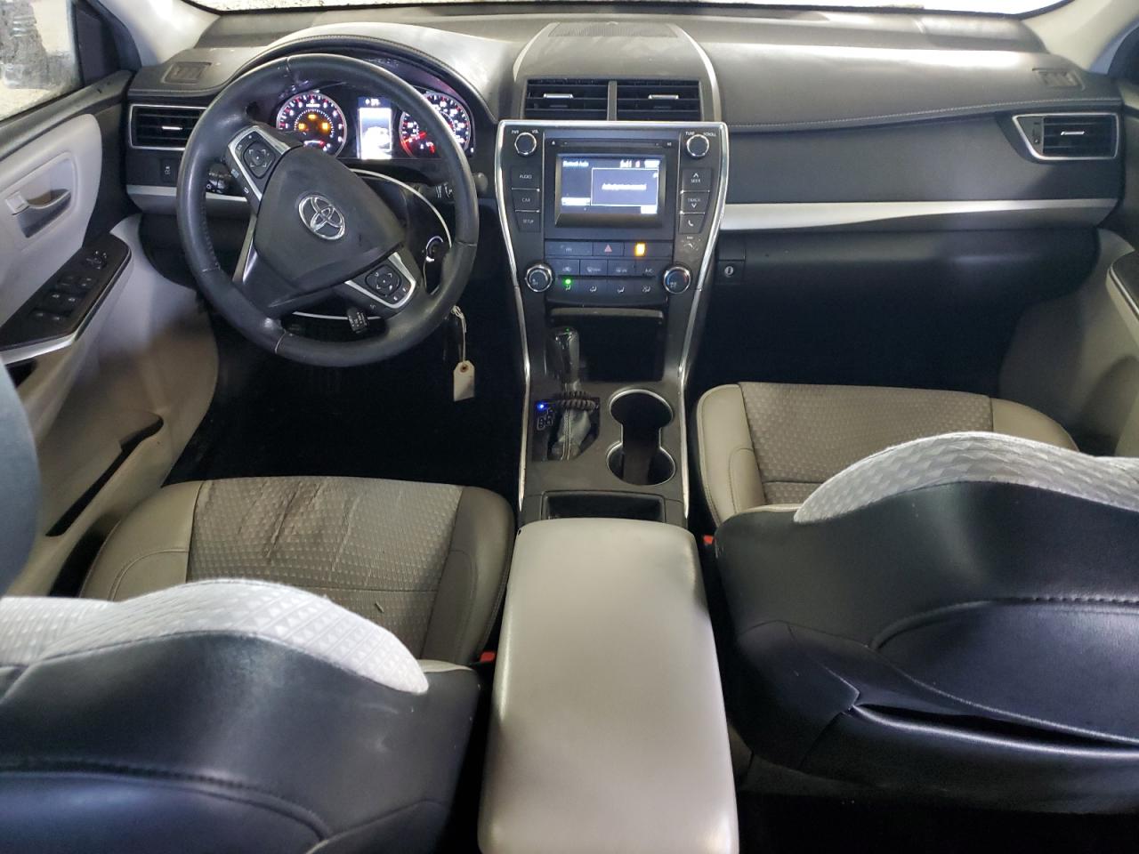 2015 Toyota Camry - Image 8